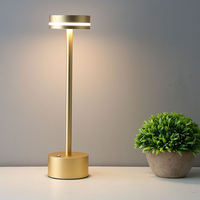 Lampe de table rechargeable à gradation tactile lampes de bureau à domicile sans fil portables lampes de table de bureau LED de restaurant de luxe moderne sans fil