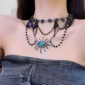 Collier ras du cou pour femme, style œil de démon sombre et cool, avec pampille et nœud - Product Image 2