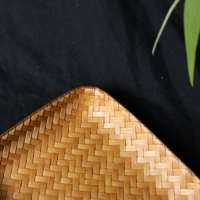 Groothandel 100% natuurlijke handgeweven bamboe dienblad met aangepast logo, decoratief serveerplateau, vierkant, ondiep fruitplateau, badkamertafelgerei