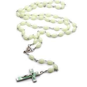 Collar de cadena personalizado que brilla en la oscuridad, colgante de cruz, collar de Rosario para iglesia, cuentas de oración de Jesús, productos religiosos - Product Image 4