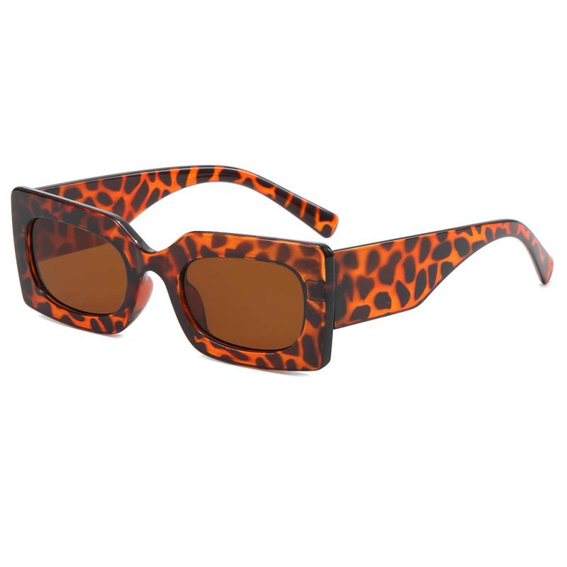 ชุดน้ำชาลายเสือดาวพร้อมกรอบ