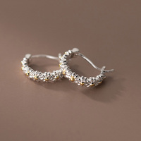 Sterling Silber Gänseblümchen-Blüten-Creolen S925 Gravierte Blüten-Creolen für Damen