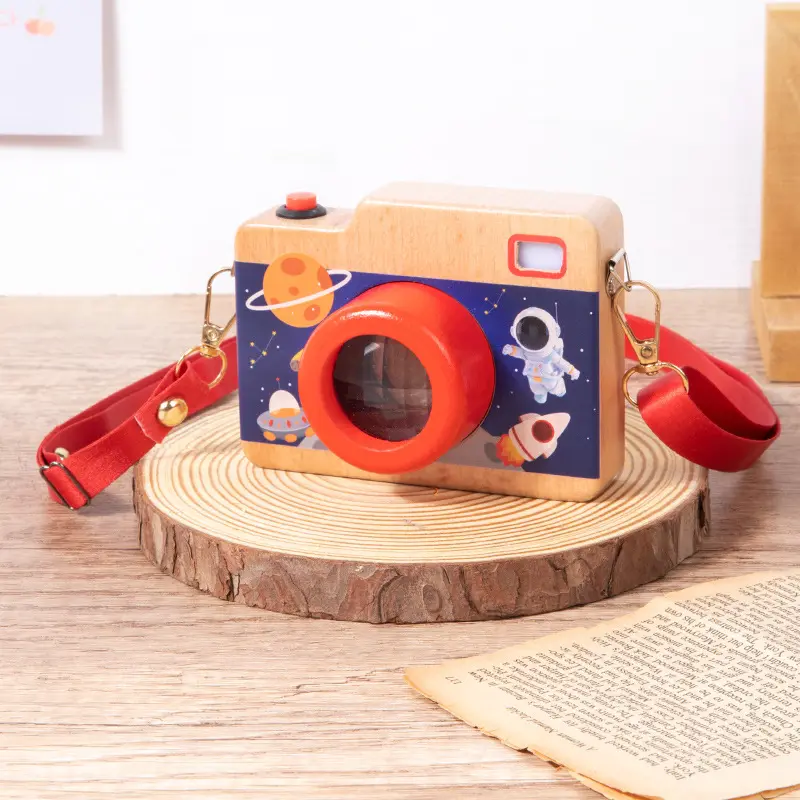 Classic Wooden Toys Camera with Sound and Lights, Funny Kaleidoscope, Neck Hanging Photographed Props for Children Kids