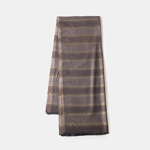 Da donna con motivo musulmano africano della Malesia a righe Jacquard in Lurex Hijab scialle con nappe crude - Product Image 2