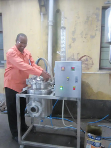 10L cuivre <span class=keywords><strong>huile</strong></span> <span class=keywords><strong>essentielle</strong></span> distillateur machine <span class=keywords><strong>distillerie</strong></span> équipement usine distillation d'<span class=keywords><strong>huile</strong></span> - Product Image 3