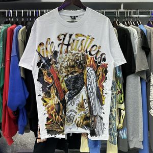 T-shirt da uomo a manica corta in cotone 100% pesante 240g, lavorata a maglia, con grafica 3D personalizzata a forma di angolo e strass, vestibilità regular. - Product Image 6