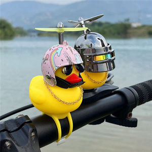 Prix d'usine : Jouets promotionnels pour moto et vélo, incluant klaxon canard jaune, casque anti-vent et libellule en <span class=keywords><strong>bambou</strong></span> - Product Image 1