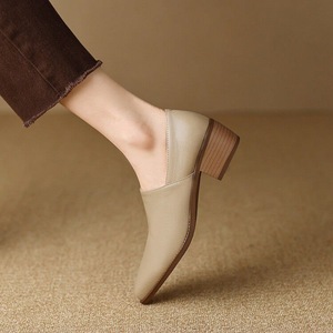 2024 Outono Coleção Confortável Pequeno Couro Slip-On Sapatos Altura Crescente Versátil Profissional Commuter Raízes - Product Image 1