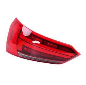 Qualité assurée Dongfeng 580/500 Auto Part feu arrière à lentille rouge pour voiture inversant le parking faiblement éclairé 24V tension nouvel état - Product Image 2