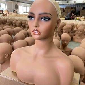 Tête de mannequin en PVC MCY avec épaules pour présentoir de perruques, tête de mannequin féminine réaliste, perçable - Product Image 4