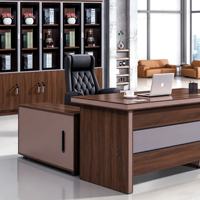 Bureau de direction de luxe en forme de L, table de patron en bois avec armoire latérale pour la salle du PDG ou du directeur