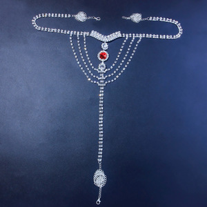 Cadena corporal de aleación chapada con cristales blancos y piedras de laboratorio, joyería de busto completa para mujer, estilo sexy y atrevido, ideal para discoteca y playa. - Product Image 3