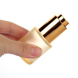 Flacons compte-gouttes en verre à bouton-poussoir de couleur 20ml 30ml <span class=keywords><strong>pour</strong></span> sérum parfum huile essentielle huiles de <span class=keywords><strong>barbe</strong></span> - Product Image 5