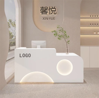 Bureau de réception blanc personnalisé à vendre Design moderne LED en bois pour bureau Bar Salon de beauté Hôtel Spa Centre