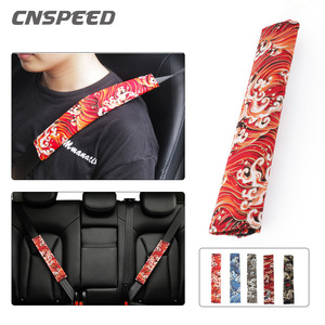 Coussin de ceinture de sécurité de style japonais, housse en tissu rouge et noir, facile à installer et à retirer, pour la protection des ceintures de sécurité des véhicules - Product Image 3