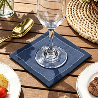 Serviettes de cocktail blanches pour hôtel, serviettes de table pliées origami pour restaurant, utilisation pour repas occidentaux, avion et sous-verres