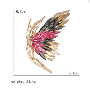 Broche de mariposa de cristal pequeño avanzado Broche de animal de temperamento de moda de lujo - Product Image 5