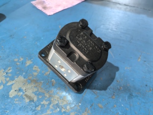 Bomba de Engranajes Hidráulica para Equipos de Elevación Industrial AZPF-12-011RRR20PB AZMF-11-019USA20ML AZPF-11-019LRR20KB - Product Image 2