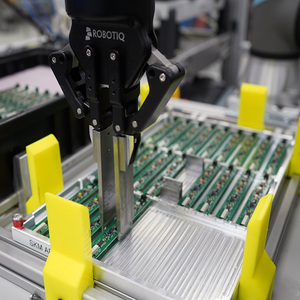 Pince robotique adaptative à 3 doigts ROBOTIQ combinée au <span class=keywords><strong>robot</strong></span> collaboratif AUBO <span class=keywords><strong>I5</strong></span> pour la manipulation robotique - Product Image 5