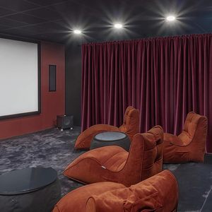 Cortinas de Terciopelo Suave de Lujo para Cine, Teatro y Escenarios, con Ojales y Bolsillos, Resistentes, 100% Opacas, Cortinas para Ingeniería de Proyectos - Product Image 2