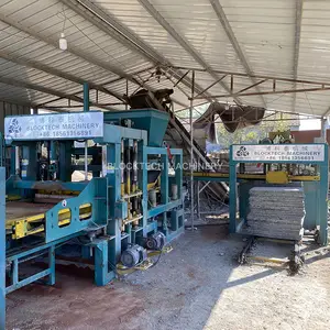 الاسمنت آلة صنع الطوب الخرساني و ماكينة صناعة الكتل للبيع BLOCKTECH QT8-15 وقوف بلاط كتلة صنع آلة في بنغلاديش