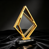 Trofeo de Diamante Personalizado de Aleación de Zinc Hueco, Chapado en Oro con Placa de Cristal Grabada con Láser para Premios Corporativos, Varios Tamaños