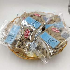 Noyaux de <span class=keywords><strong>citrouille</strong></span> riches en nutriments certifiés biologiques, frais et séchés, livraison rapide, sac de 25/50 <span class=keywords><strong>kg</strong></span>, durée de conservation de 12 mois pour usage alimentaire - Product Image 6