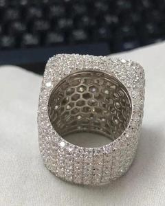 Anillo de Diamantes Moissanite de Plata de Ley 925, Estilo Hip Hop, Joyería Fina Personalizada VVS para Ocasiones Especiales - Product Image 1