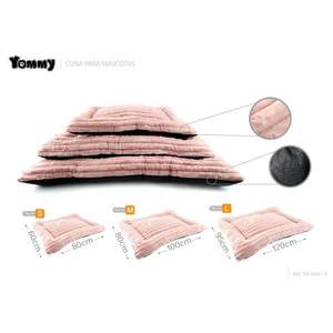 Ensemble de trois coussins rectangulaires épais en fausse fourrure rose chair pour lits pour animaux de compagnie - Product Image 1