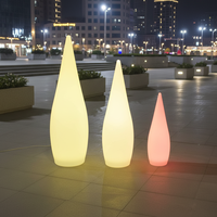 Lampadaires LED à lumière variable pour l'extérieur lampadaire lumineux en forme de goutte d'eau pour la décoration de la cour et du jardin de l'hôtel et du restaurant