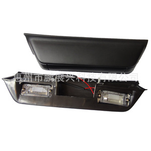 Luz Trasera para Matrícula ForPajero V31 V32 V33 Hunter Q6 Black Diamond, MR774438, 12V, Lente Transparente - Product Image 1