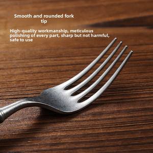 Set di posate vintage in acciaio inossidabile 304 (cucchiaio, coltello e forchette) per casa e ristorante - Product Image 2