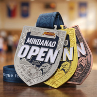 Médaille de pickleball plaquée or/argent/bronze en forme de bouclier, récompense en métal, alliage de zinc, logo émaillé, médailles métalliques personnalisées pour le pickleball
