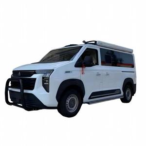 Autocaravana LHD Sinotruk HOWO, Conversión Completa, 5 <span class=keywords><strong>Metros</strong></span>, para Campamentos al Aire Libre - Product Image 1