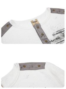 Pull classique unisexe à manches longues en maille peignée style vintage américain, coupe ajustée, motif lettres, style rétro personnalisé - Product Image 3