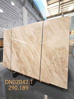 Dalle de marbre naturel beige crème à veinage continu pour projets muraux et de sols d'hôtels et villas