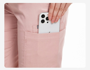 Setelan Scrub Dokter Ringan Kerah V Lengan Pendek Atasan Celana Multi-Kantong untuk Staf Rumah Sakit Salon Kecantikan Wanita - Product Image 4