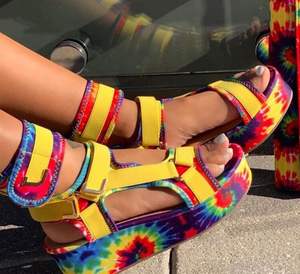 Sandalias de Plataforma Coloridas para Mujer, Sandalias de Verano de Moda, Sandalias de Plataforma con Tacón Alto y Diseño de Serpiente, Sandalias de Plataforma con Cierre de Velcro para Mujer - Product Image 1