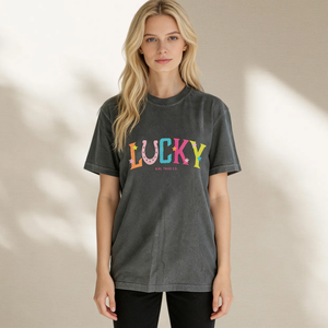 Camiseta al por mayor estilo occidental personalizada para mujer con gráfico textil, camiseta de algodón grueso de calidad con estampado personalizado de 230g para mujer - Product Image 1