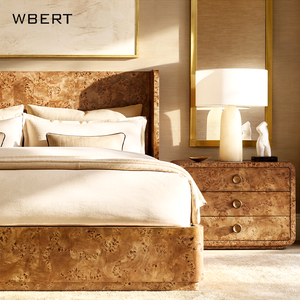 Set Camera da Letto Stile Nord Americano WBERT Rh Furniture, Letto in Legno di Quercia con Testiera Imbottita, Misure King e Queen - Product Image 4