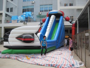 สไลเดอร์ยูเอฟโอเป่าลม PVC สำหรับเด็กปีนป่าย/เล่นน้ำ - Product Image 2