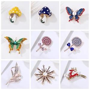 Bufanda de seda antideslizante a la moda Retro para mujer, broche de ramillete de perlas naturales de agua dulce para boda o compromiso chapado - Product Image 1