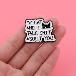 Broche en émail humoristique « Mon chat et moi parlons <span class=keywords><strong>de</strong></span> <span class=keywords><strong>toi</strong></span> » – Épingles <span class=keywords><strong>de</strong></span> revers, badges, accessoires vestimentaires, bijoux animaux, cadeau - Product Image 3