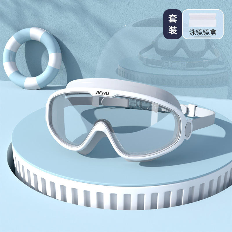 8228 สีขาวใส