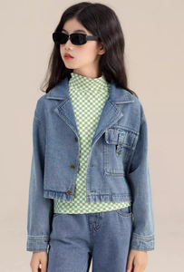 Amazon 2026 Mädchen-Denim-Outfit für Kleinkinder Retro-Schnallen Zweiteiler (Jacke & Hose) mit Logo-Muster Neue Herbstkollektion - Product Image 5