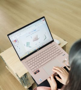 สำหรับแล็ปท็อป <span class=keywords><strong>Asus</strong></span> Adolbook 14 Air 2025 <span class=keywords><strong>Ryzen</strong></span> <span class=keywords><strong>9</strong></span> H 270 ขนาด 14 นิ้ว OLED 120Hz 2880x1800 AI Slim Laptop ดีไซน์ SSD - Product Image 5