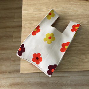 <span class=keywords><strong>Sac</strong></span> en tricot de luxe tendance, célèbre <span class=keywords><strong>sac</strong></span> en crochet <span class=keywords><strong>à</strong></span> fleurs françaises, nouvelle arrivée, <span class=keywords><strong>sac</strong></span> <span class=keywords><strong>à</strong></span> <span class=keywords><strong>main</strong></span> pour femmes - Product Image 4