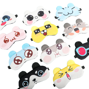 Masque de sommeil en peluche super doux à motif personnalisé, dessin animé mignon, avec bande élastique réglable et compresse froide - Product Image 1