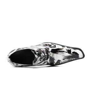 NA336 New Fashion Men's Trend Pointed Toe Casual Flats Men Wedding Shoes Male Japanned Leather Shoes <strong>Black</strong> <strong>White</strong> <strong>Brogue</strong> Formal - Product Image 5