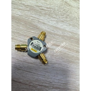 Divisor de potencia Agilent Keysight HP 11667C DC a 50 GHz 0,5 vatios 50 - Product Image 1